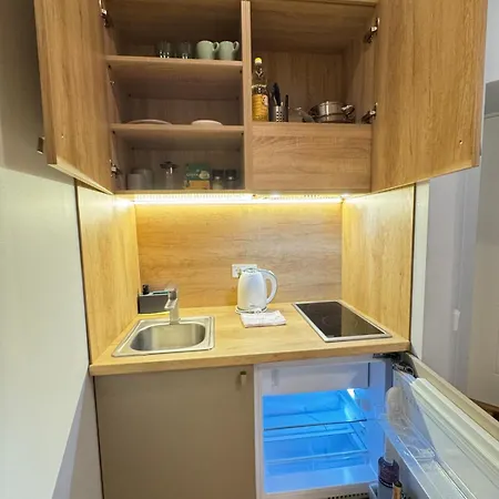 Courtyard Kalnina Appartement *