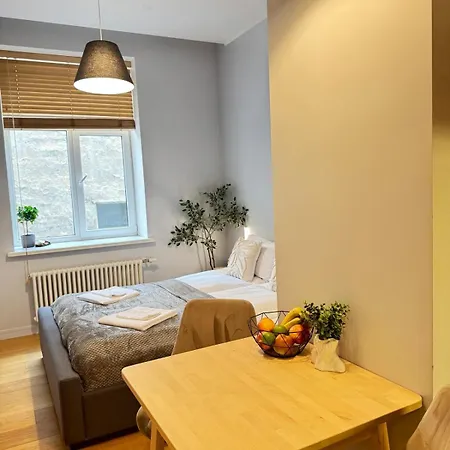Courtyard Kalnina Apartment *