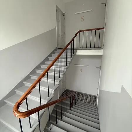 Apartamento Courtyard Kalnina *