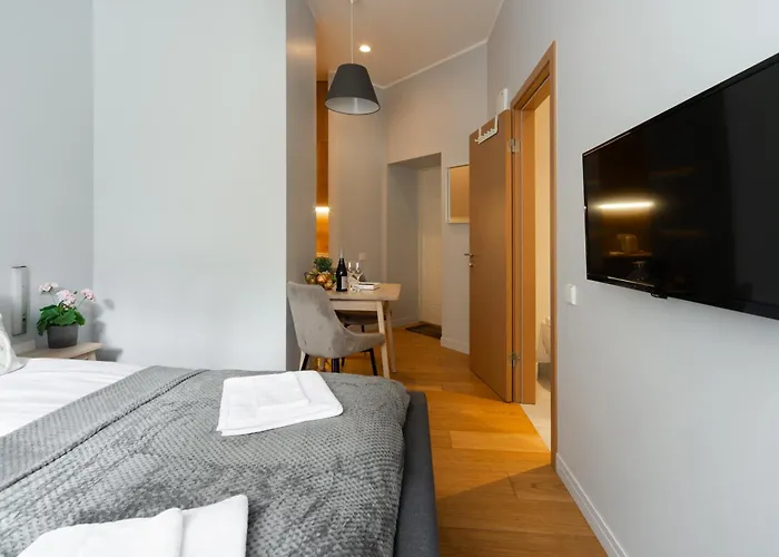 Courtyard Kalnina Apartment