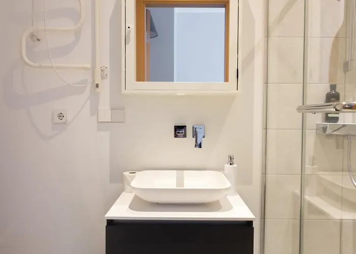 Courtyard Kalnina Апартаменты Рига